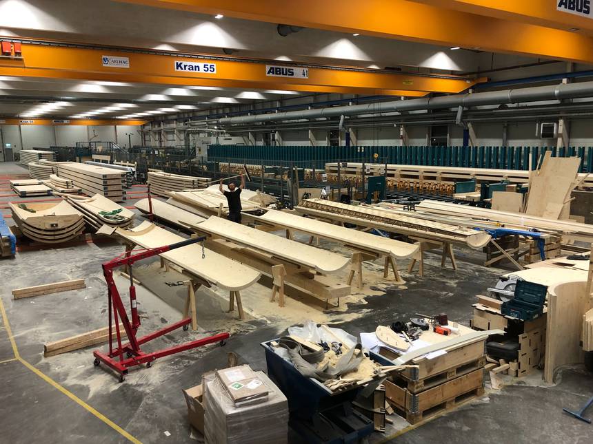 Buildng in factory